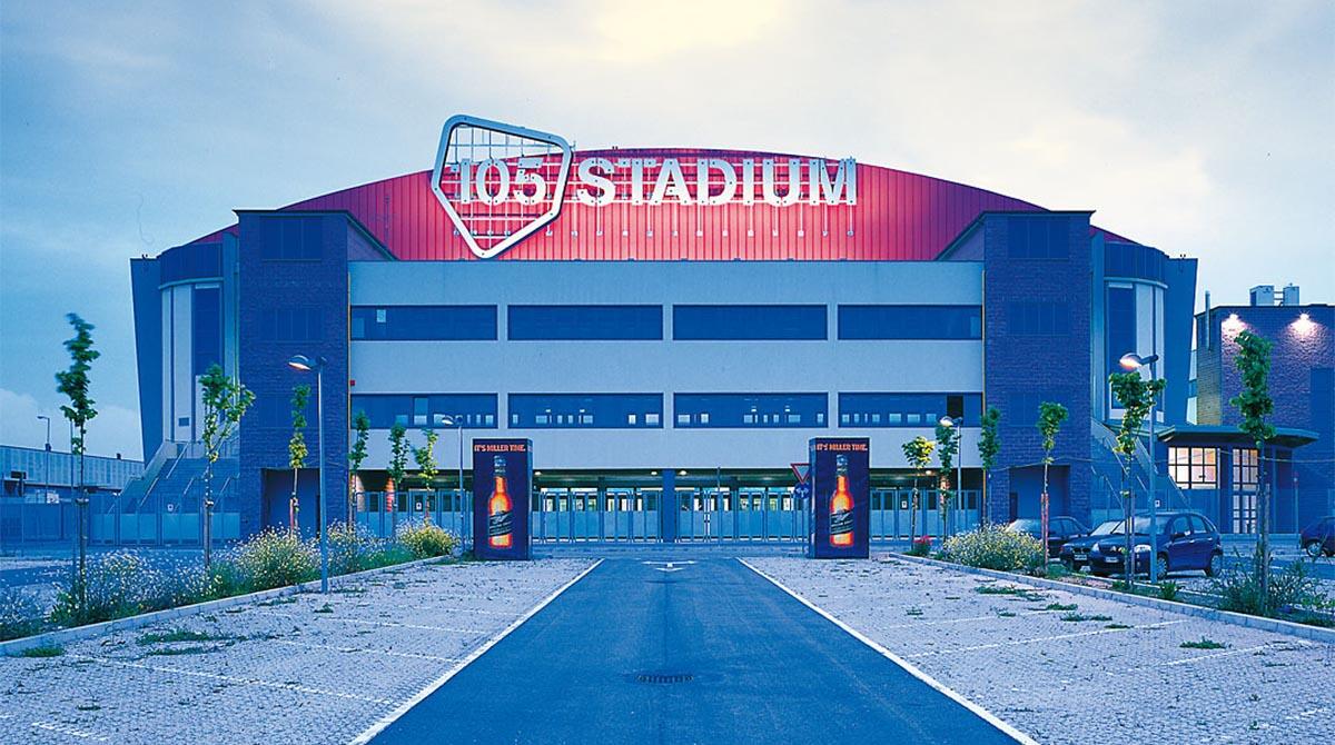 Carovana di nomadi si installa nel parcheggio dell'Rds Stadium: scattano 8 denunce - L'Rds Stadium