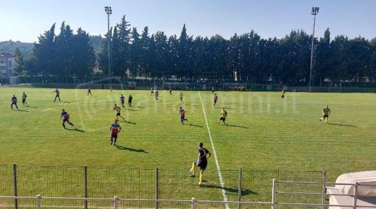 Calcio Promozione, Gabicce Gradara: nel Memorial Ferrini cede ad Urbino e Montecchio - 