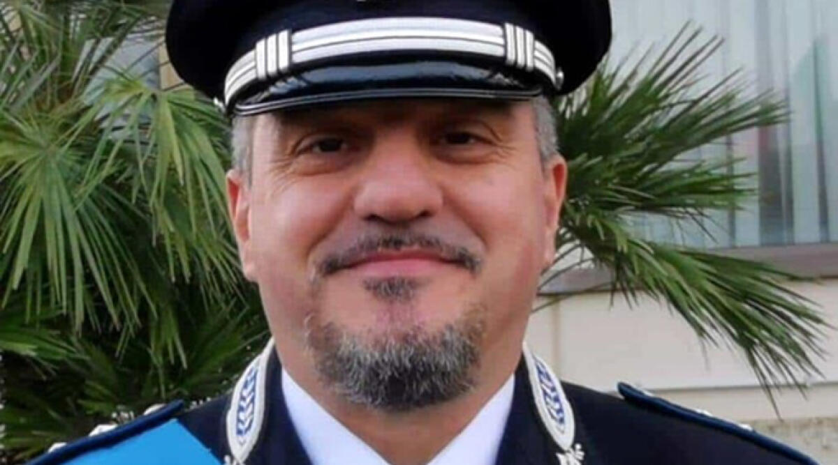Addio al comandante Romano: tragedia a Rimini, muore per un infarto durante una cena - 