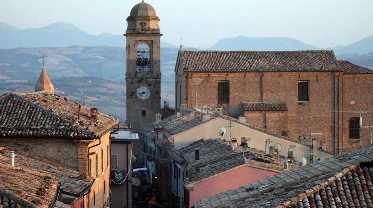 Piccoli borghi abbandonati, spariscono le tradizioni: eppure sono una risorsa per il turismo - Mondaino