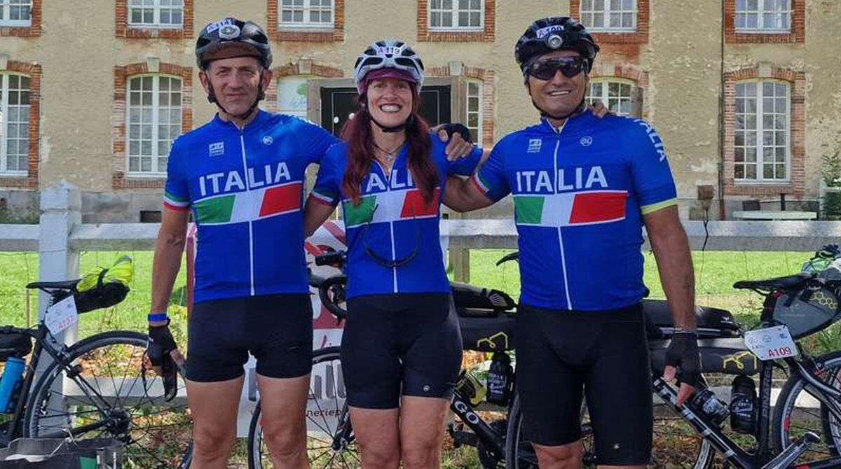 Tre cicloamatori di Santarcangelo e la sfida della leggendaria Parigi-Brest-Parigi: "Che calore il tifo dei francesi!" -