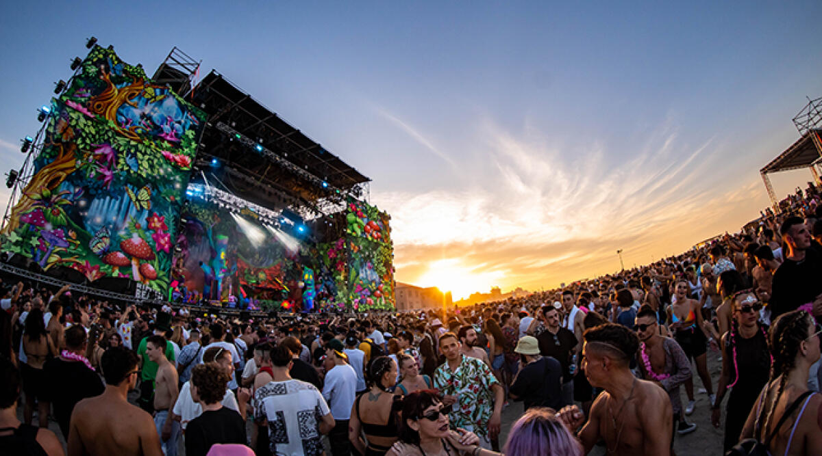 Ferragosto Rimini: musica, cultura e divertimento nella settimana clou dell'estate - Elrow_stage