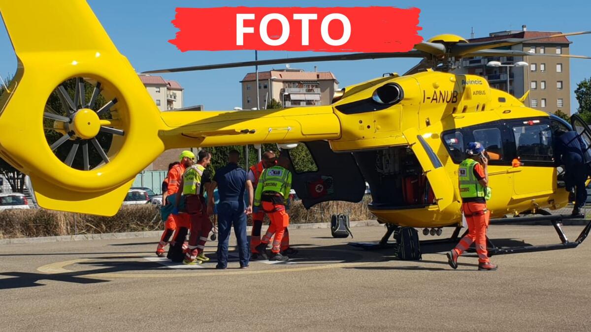 In moto investe una ciclista sulle strisce, soccorsa in elicottero - La ciclista è stata trasportata in elisoccorso all’ospedale Bufalini di Cesena con codice rosso