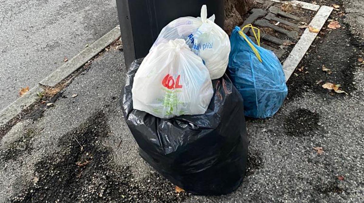 Abbandono di rifiuti in strada, a Cattolica tolleranza zero: "Partiti i controlli e le prime sanzioni" - Repertorio