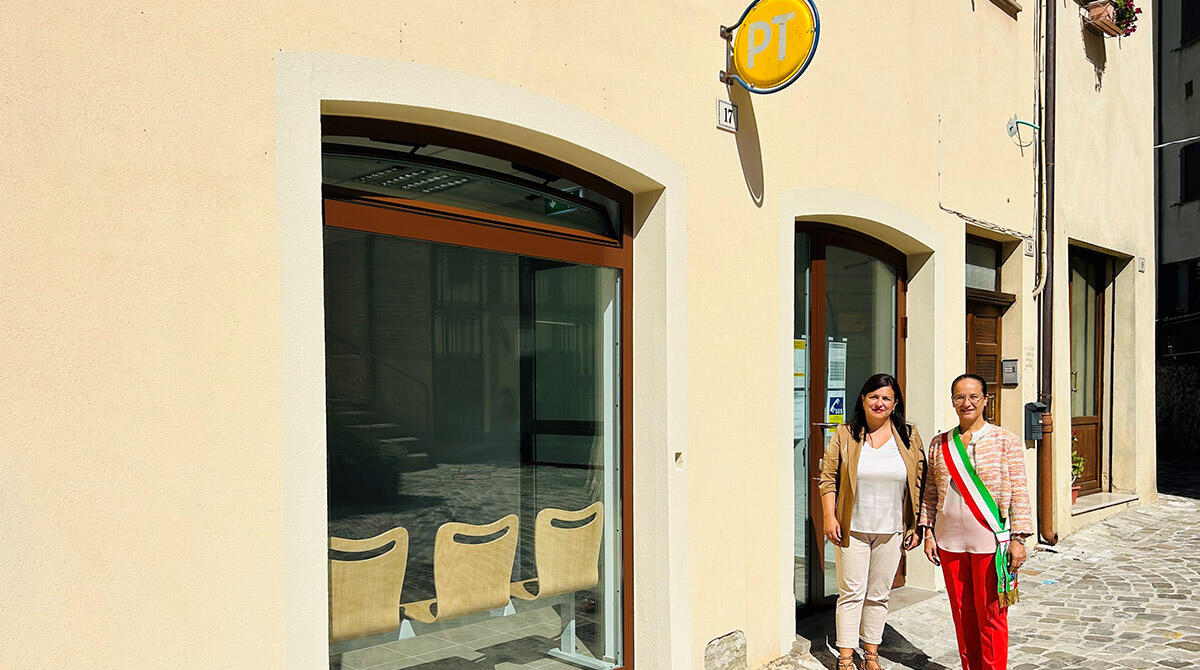 Verucchio ha il suo nuovo ufficio postale: più sicuro e più moderno - Ufficio Postale di Verucchio, piazza Malatesta