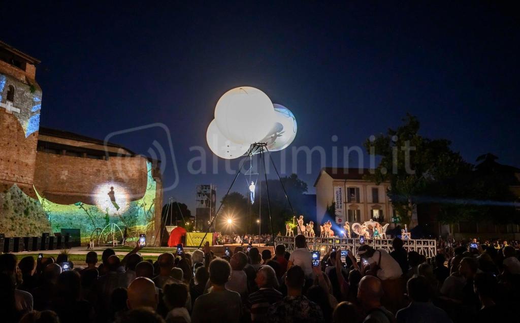 Rimini; 29/07/2023: Comune RN Uff Stampa, Spettacolo Festi in p.zza Malatesta©Riccardo Gallini /GRPhoto