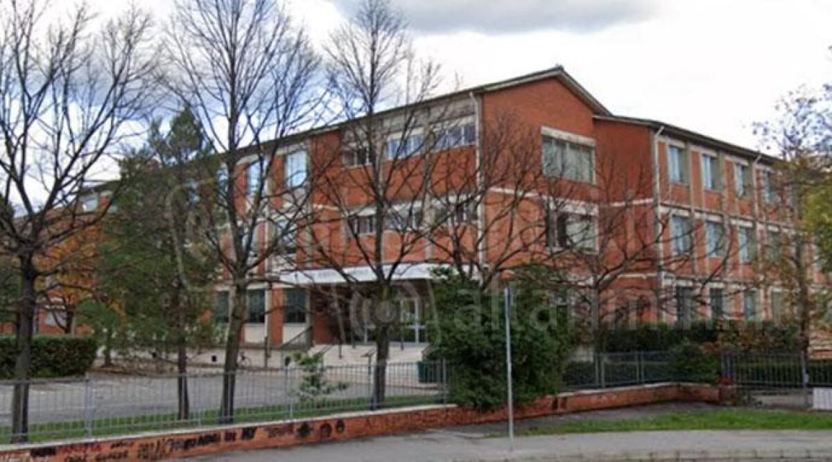 Edilizia scolastica: 28 milioni investiti in aule e palestre, da Rimini a Novafeltria - Liceo scientifico Albert Einstein di Rimini
