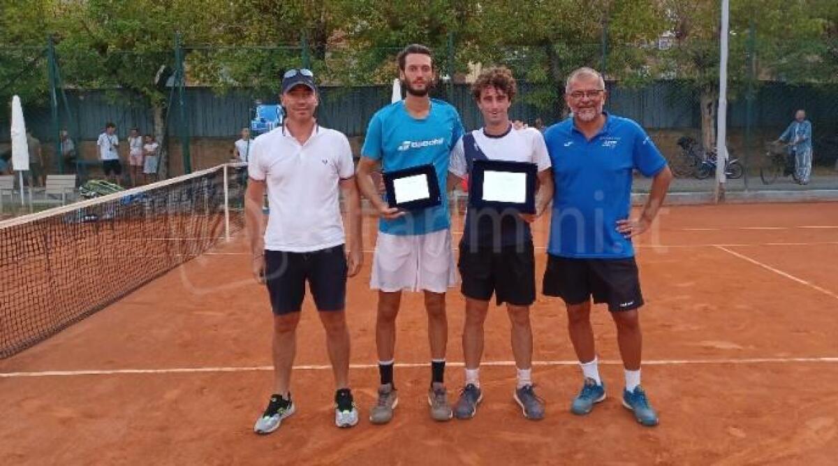 Tennis, 'trofeo Envichem': in finale Manuel Mazza batte Alberto Morolli (6-4, 6-4) - 