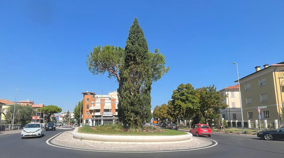 Rotatoria Bigno, gli ultimi interventi: le modifiche alla viabilità dall'11 al 13 settembre - Rotatoria Bigno