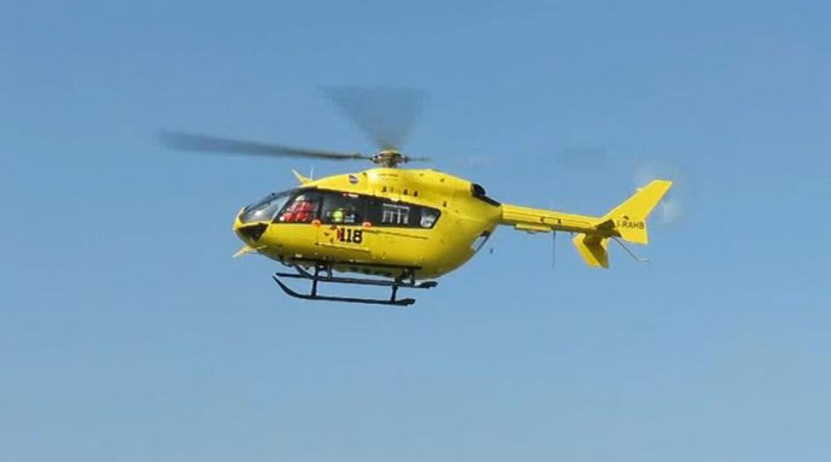 Cade nel letto secco del fiume Marecchia, 90enne soccorso dall'Eliambulanza - Eliambulanza ARCHIVIO