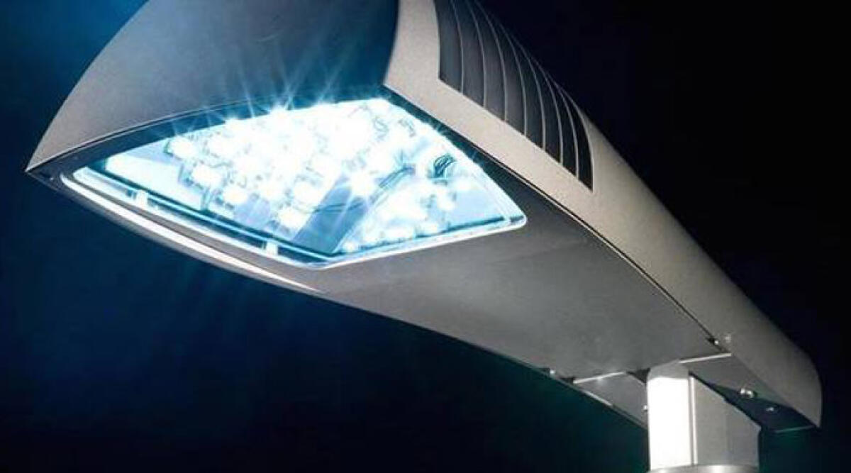 Nuovi lampioni a led a basso consumo: Rimini investe 420.000 euro, maxi intervento per 920 punti luce - REPERTORIO