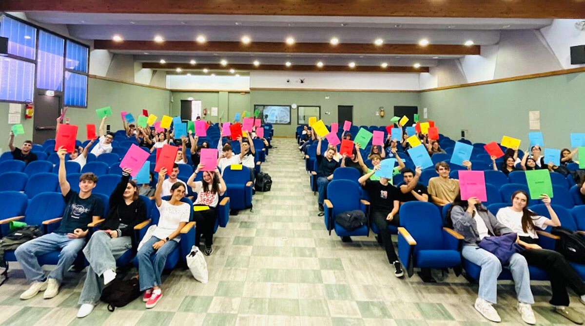 Educazione per il Futuro: la Scuola di Urbanistica di Riccione e le idee dei Giovani per un Pug Sostenibile - Prima lezione di Superr, Riccione