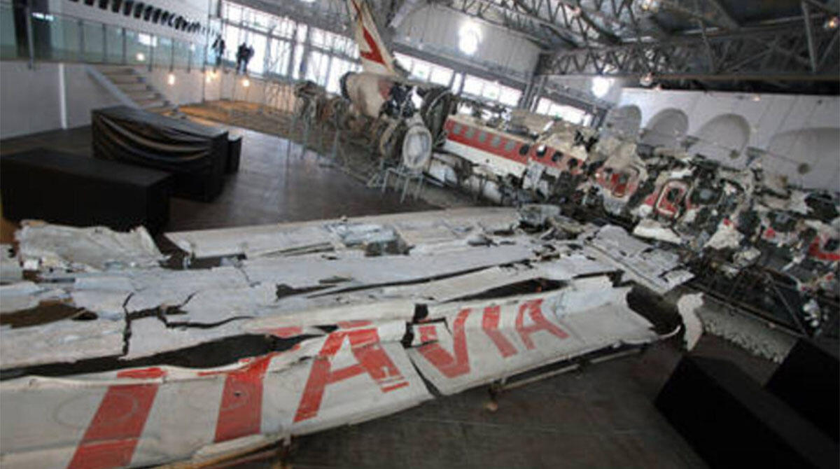 Ustica, ex premier Amato: "il Dc9 colpito da un missile francese, si voleva far la pelle a Gheddafi" - I resti del Dc9 ANSA