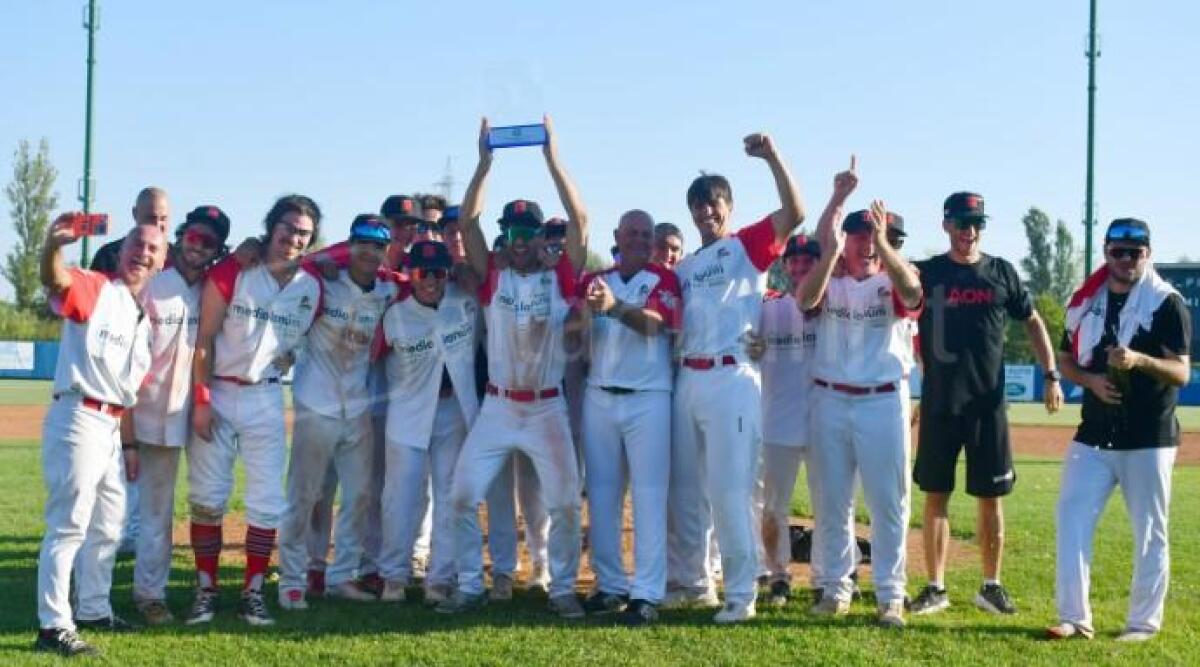 Baseball, New Rimini ritorna in serie A: successo per 7-1 contro Lastra a Signa -