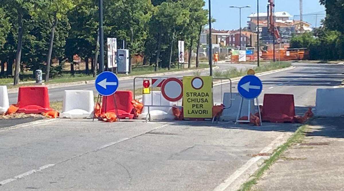 Via Euterpe, nel clou i lavori per il sottopasso, ma preoccupa il traffico in occasione di fiere ed eventi - Chiusura di Via Euterpe