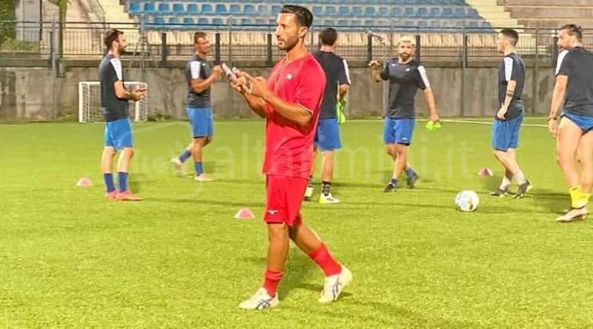 Calcio RSM, Tre Fiori-Virtus: all'esordio è subito big match. Mister De Falco: 'Su di loro è la pressione' - 