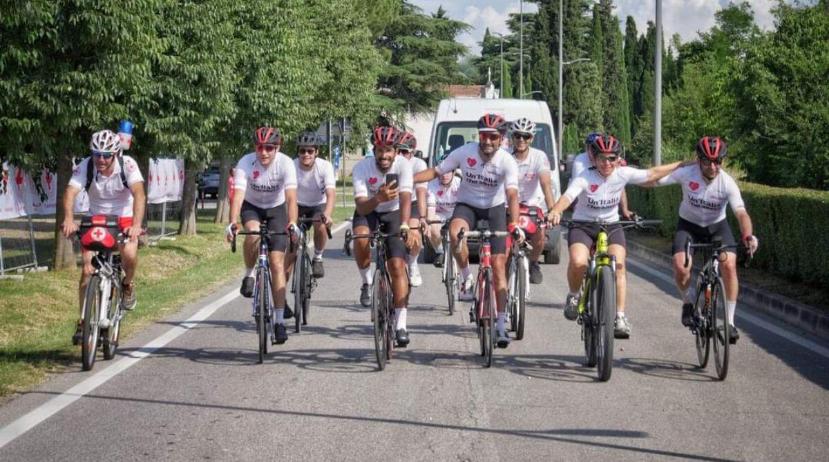 Ciclismo: le Lanterne Rosse della C.R.I. in sella alla Nove Colli - Le Lanterne Rosse