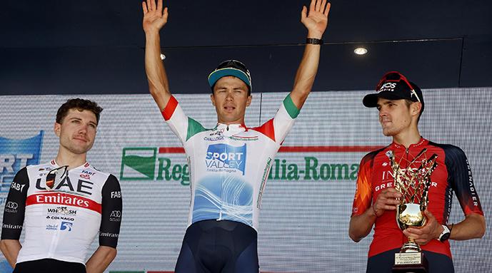 Memorial Marco Pantani 2023 – 20th Edition – Riccione – Cesenatico 193 km – 15609/2023 – Alexey Lutsenko (KAZ – Astana Qazaqstan Team) – Marc Hirschi (SUI – UAE Team Emirates) – Pavel Sivakov (FRA – INEOS Grenadiers) – photo Roberto Bettini/SprintCyclingA