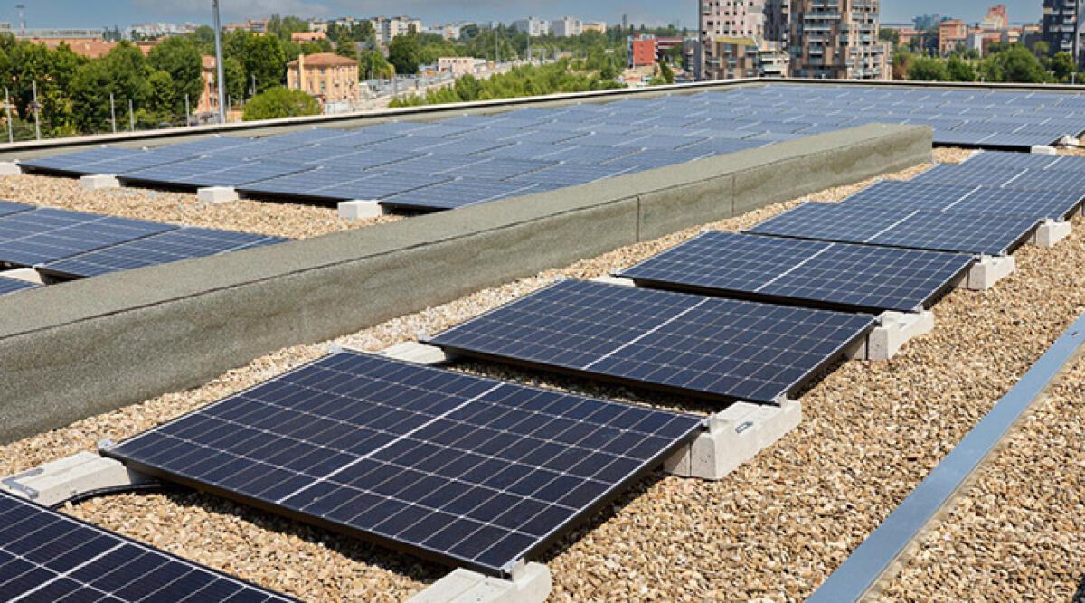 I Verdi in piazza a Ravenna per le energie rinnovabili - Un parco fotovoltaico sul tetto