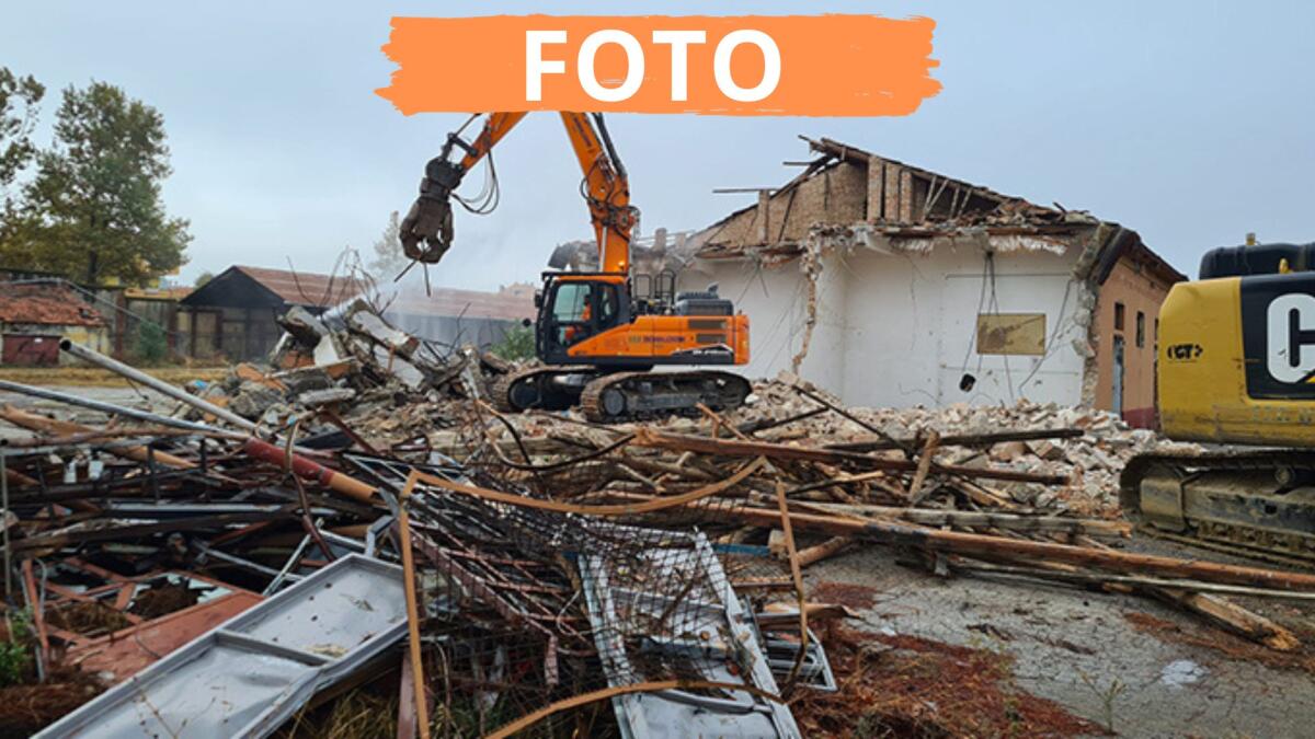 Demolizione in corso: la nascita della Cittadella della Sicurezza di Rimini - L'operazione di demolizione