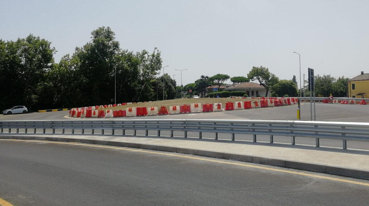 Ultimi ritocchi per la nuova rotatoria di via Cavalieri di Vittorio Veneto - Rotatoria di via Cavalieri di Vittorio Veneto