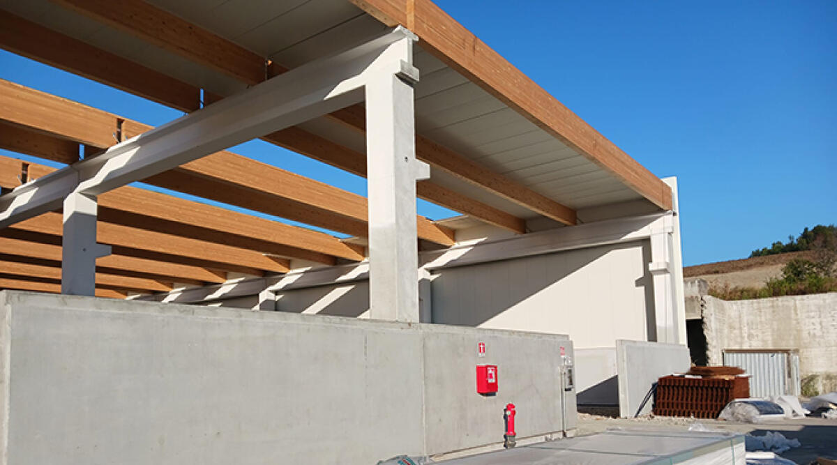 Espansione Indel B a Secchiano: nuovi capannoni in costruzione - L'Impresa di Antonio Berloni si amplia a Secchiano. Foto dal profilo facebook di Fabio Pandolfi