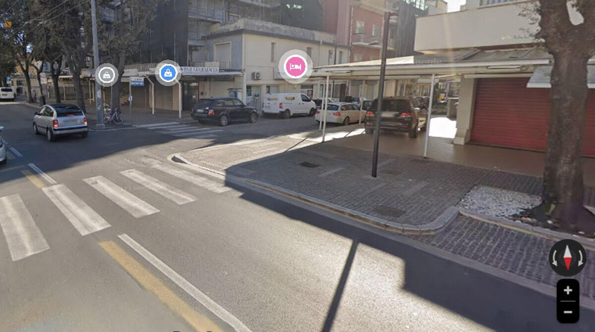 Viale Regina Elena si rifà il look: marciapiedi, nuova passeggiata e più illuminazione - Viale Regina Elena, incrocio con via Alfieri PH GOOGLE