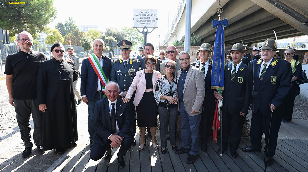 Intitolata a Rimini la rotatoria a Don Quintino Sicuro: una vita di dedizione e spiritualità - Le immagini della cerimonia a Rimini