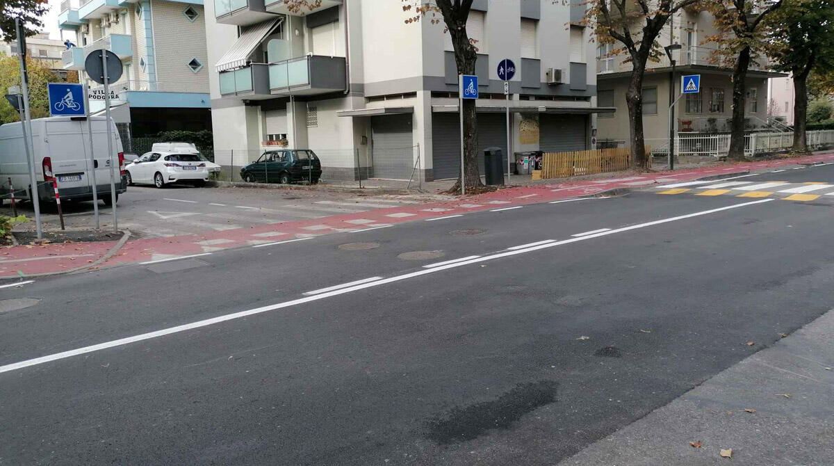 Via Coletti, proteste residenti per nuova segnaletica. Morolli: "Svolta a sinistra da nord vietata anche prima" - 