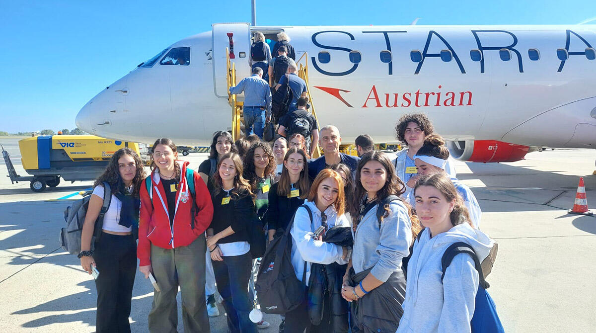 In viaggio per la Memoria: il Sindaco Sadegholvaad parte con gli studenti delle superiori - Il Sindaco di Rimini in partenza con i ragazzi delle scuole superiori