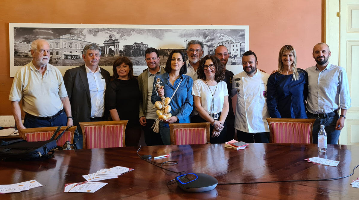 La Cipolla dell'Acqua di Santarcangelo tra i presidi Slow Food: "giovani produttori riscoprono queste tradizioni" -