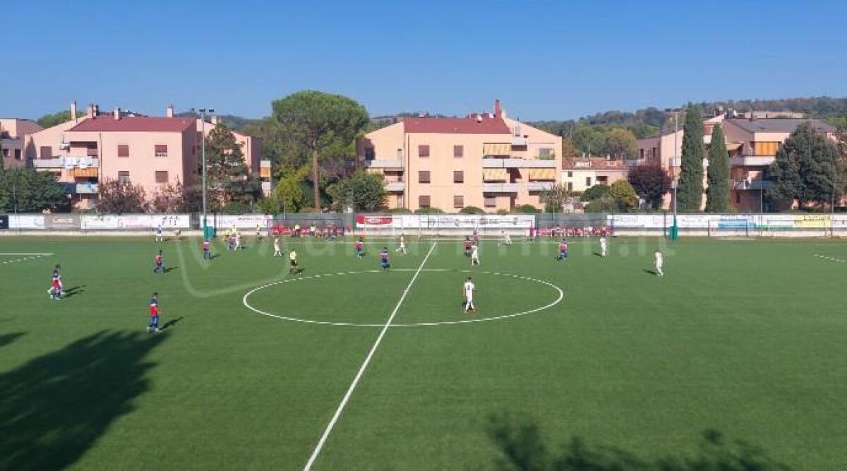 Calcio Promozione, il Gabicce Gradara riacciuffa il pari su rigore nel recupero (2-2). Traversa di Mani - 