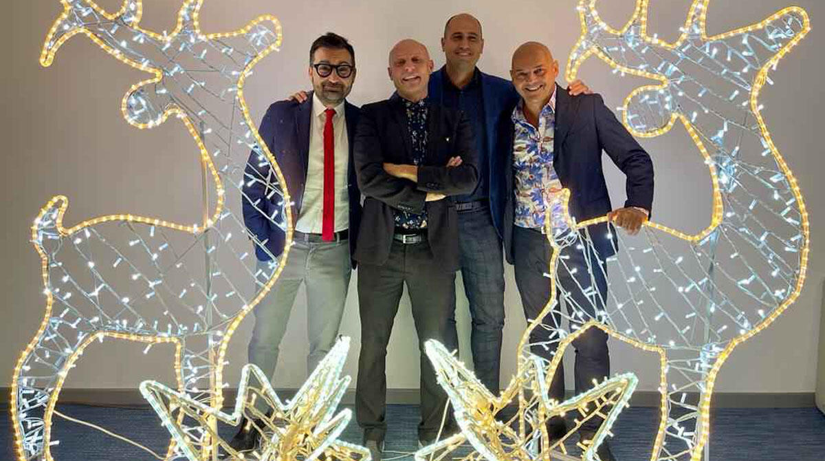 Natale a Bellaria, si pattinerà sulla pista di ghiaccio. Torna la iconica Snow Globe: spettacolo per grandi e bambini -