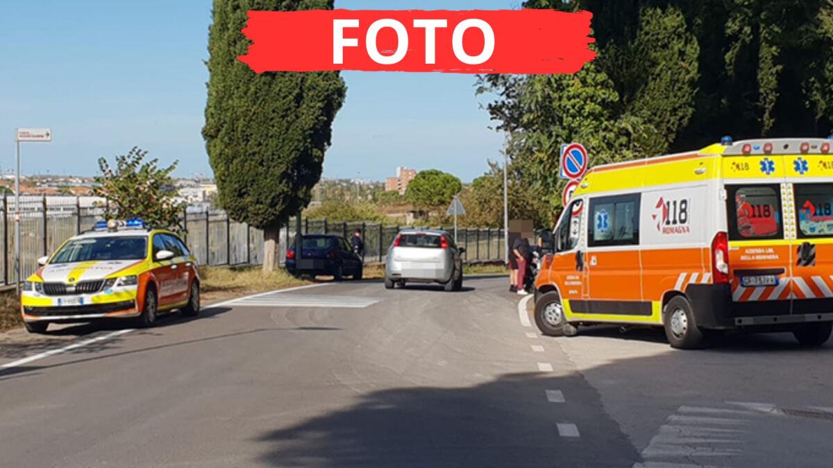 Pedone investito da uno scooter mentre attraversa la strada, arriva l'elisoccorso - Il luogo dell'incidente