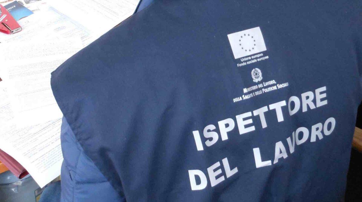 Sciopero del personale dell'Ispettorato del Lavoro con presidio davanti alla Prefettura - 