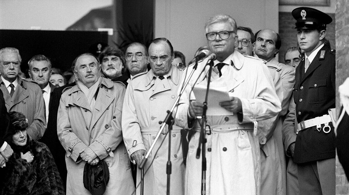 30 anni senza Maestro, Rimini ricorda Fellini e il suo mondo di sogni - Funerale Fellini 
Discorso saluto Sergio Zavoli Rimini 31_10_1993
