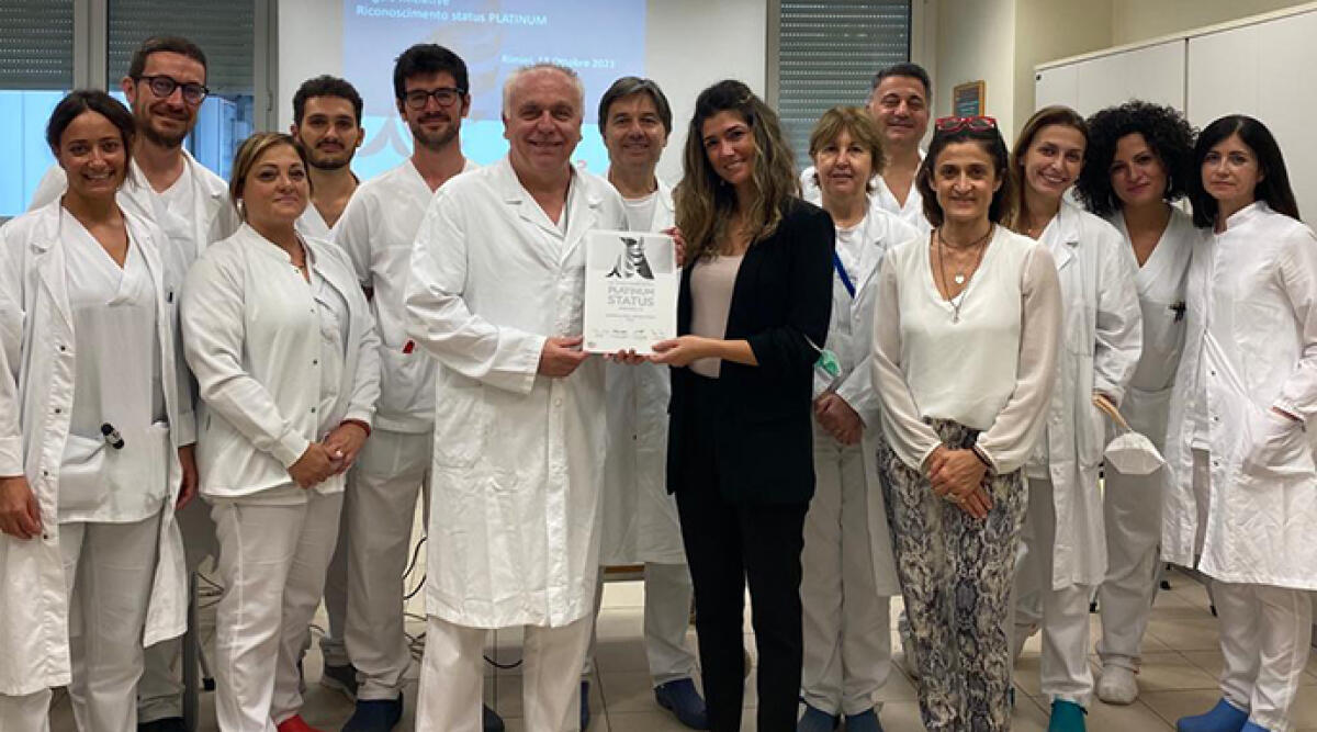 Eccellenza nella cura dell'ictus cerebrale: il successo del Progetto Angels a Rimini - Premio Angels Platinum all’Unità Operativa di Neurologia di Rimini
