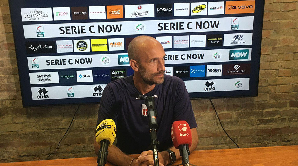 Calcio C, il Rimini a Pontedera. Colombi tra i pali, difesa a quattro. Mister Troise: 'Difendere di squadra. I giocatori sono motivati' - Emanuele Troise