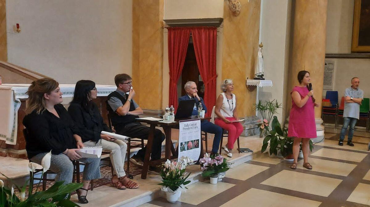 Successo per il primo incontro 'Dalla cura al prendersi cura': bioetica per operatori sanitari e cittadini - Un momento dell'incontro