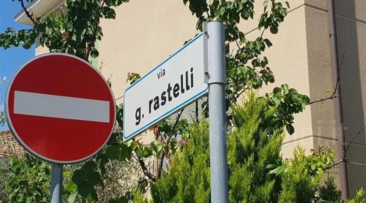 Rimini, uccisa con 51 coltellate: respinta la richiesta di perizia psichiatrica per Vultaggio - L'orrore si è consumato intorno alle 8,30 di mattina, in un appartamento di via Rastelli a Bellariva di Rimini