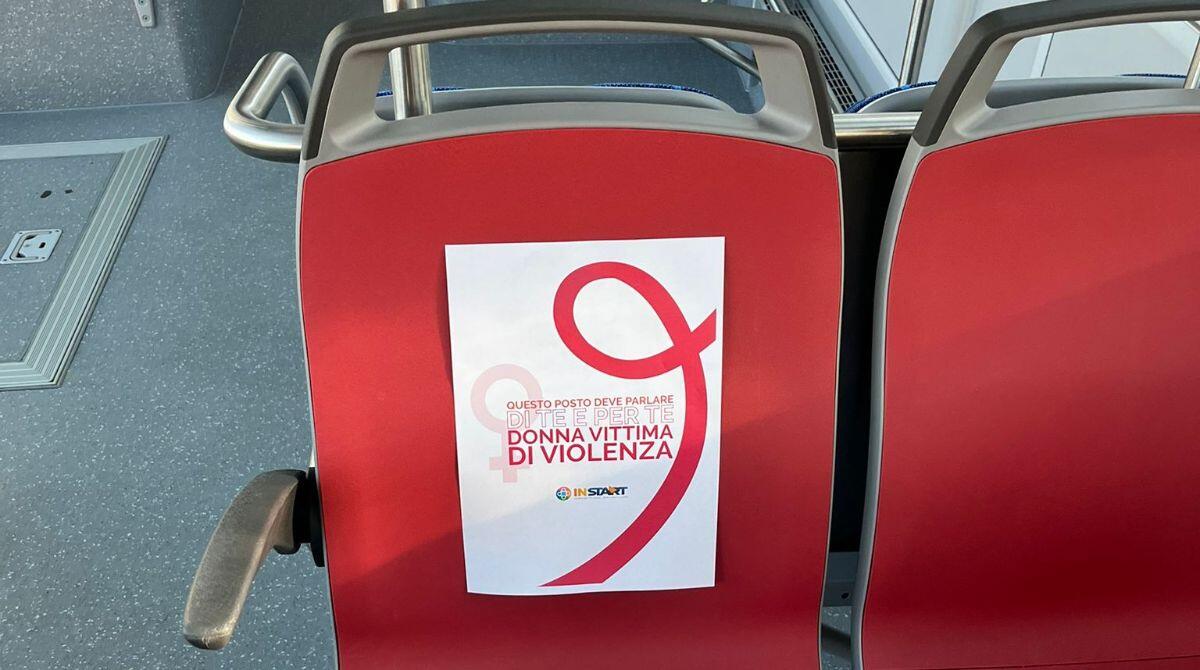 Un messaggio per le donne sui bus di Start Romagna "Questo posto deve parlare di te e per te" - 