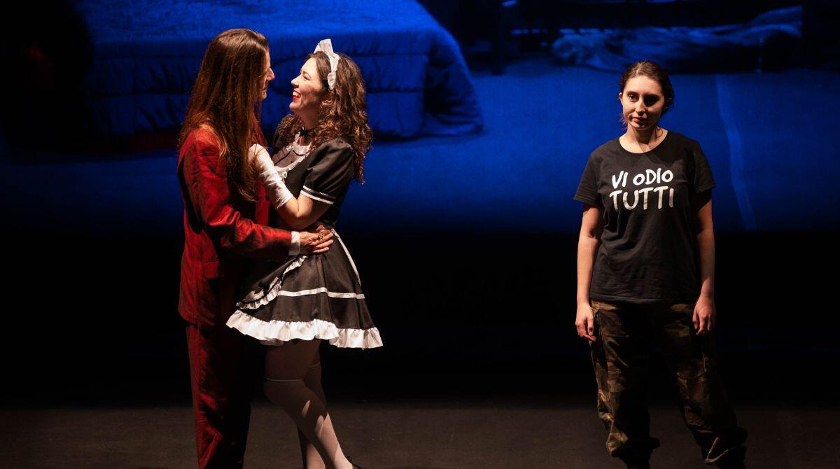 Arriva al Teatro Galli 'La serva padrona', aggiunta una seconda rappresentazione per le scuole - Una scena dello spettacolo - foto Emma Graziani