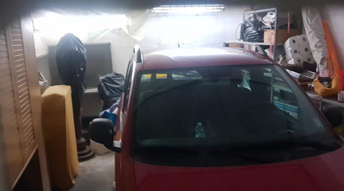 Caso Pierina, isolate tracce di Dna sul corpo della donna - Il garage di Pierina