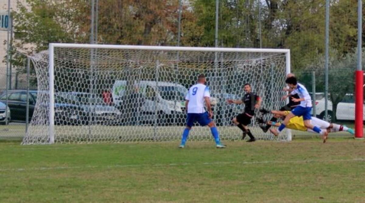 Calcio Promozione, nei recuperi hurrà di Bellariva e Torconca. Prima: vince il Mondaino con l'Asar, pari del Victoria - Leonardo Bargelli in rete nel match di domenica scorsa