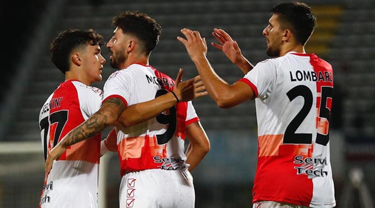 Morra gol, Fermana battuta 1-0: il Rimini festeggia sei partite senza sconfitte - Selvini, Morra e Lombardi PH ZAMAGNI RIMINI CALCIO