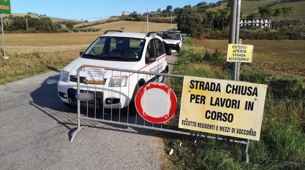 San Clemente, messa in sicurezza di via Ca' Menghi: confermato il finanziamento di 250mila euro - Via Ca' Menghi chiusa