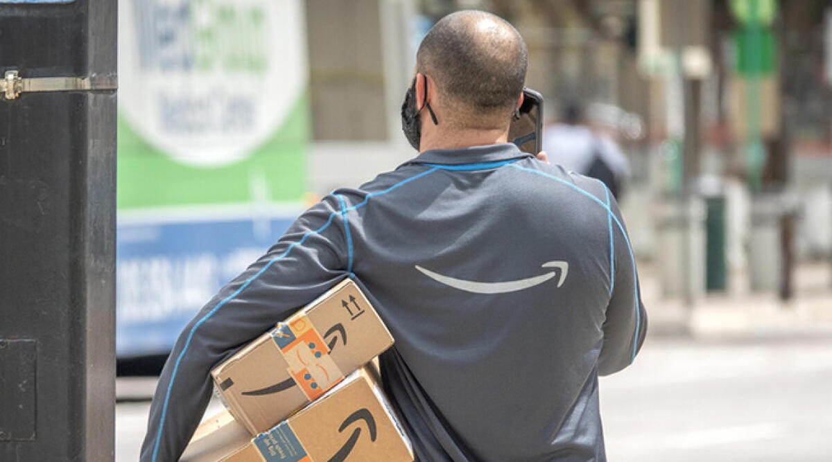 Anche gli autisti di Rimini in agitazione contro Amazon - Foto Ansa
