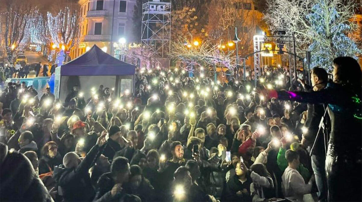 La Regina di Ghiaccio accende il Natale a Cattolica: tutto il programma degli eventi - I festeggiamenti del Capodanno 22 a Cattolica