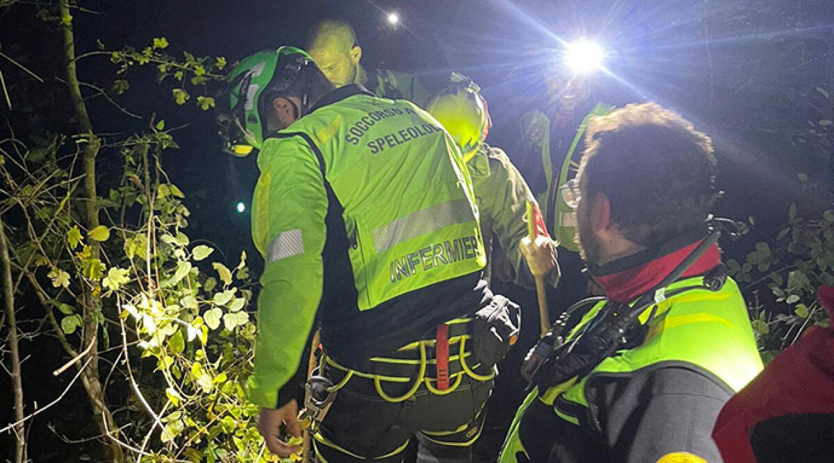 Ritrovato il fungaiolo disperso dopo 4 ore di ricerca - Le ricerche del fungaiolo disperso
