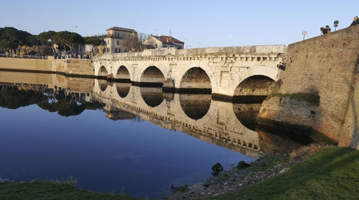 Qualità della vita nel 2023: per Italia Oggi Rimini e la Romagna in ascesa - Il ponte di Tiberio (repertorio)